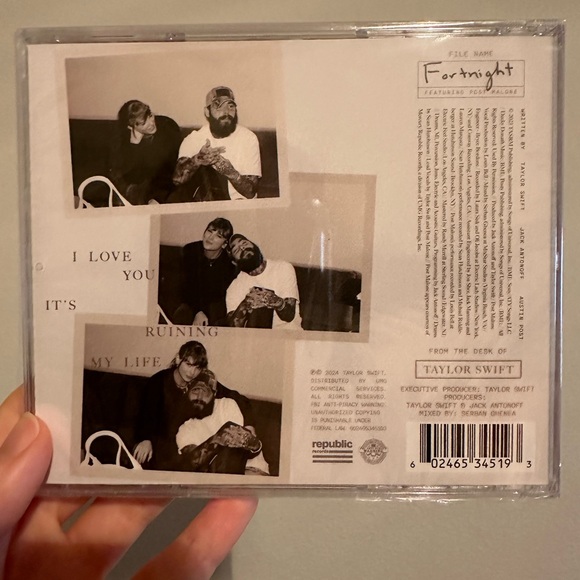 Taylor Swift fortnight cd - Picture 3 of 3